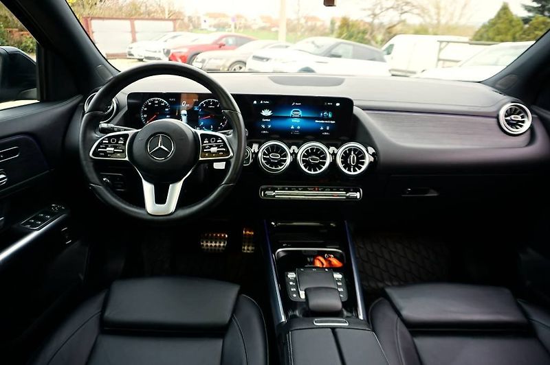 Mercedes-Benz GLA (2023) 4 MATIC 250 165 kW - fotka 28 z 54