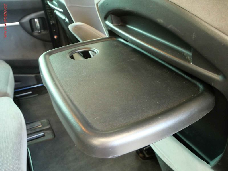 Peugeot 807 (2009) 2.0 HDI, AC, výhřev sed. - fotka 14 z 15