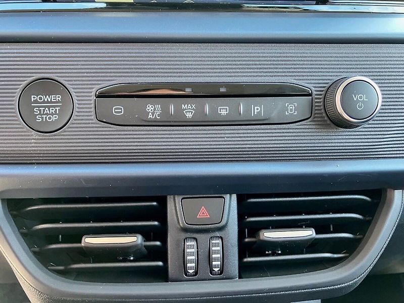 Ford Tourneo Courier Active, Tourneo, 1.0 EcoBoost - fotka 20 z 35