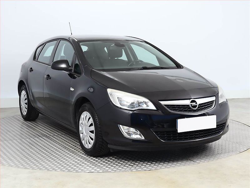 Opel Astra (2011) 1.4 T, Serv.kniha, Tempomat - fotografie inzerátu