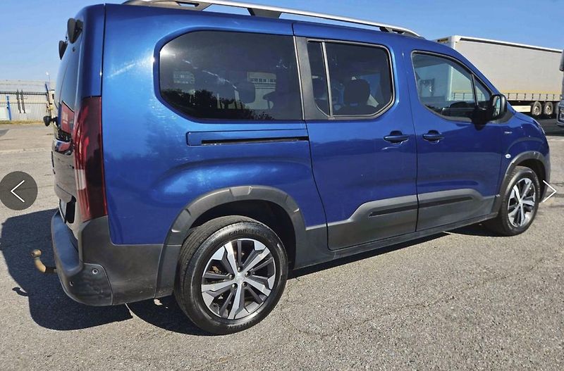 Peugeot Rifter LONG GT-LINE 1.5HDI 96kW 7MÍST - fotka 3 z 9