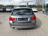BMW Řada 3 (2010) 2.0d,105kW,VÝHŘEV.SEDADEL!! - náhled 4