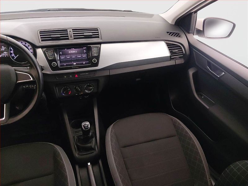 Škoda Fabia (2019) Ambition 1.0 TSI - fotka 8 z 16