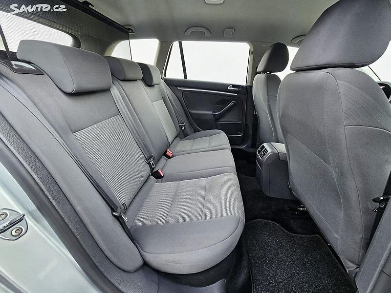 Volkswagen Golf 1.9 TDI 77kW,KLIMA,2x KOLA - fotka 23 z 33