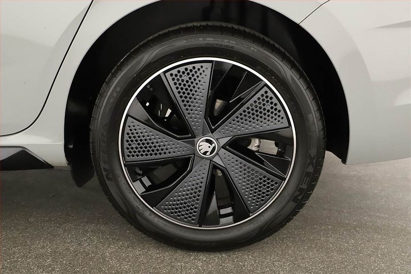 Škoda Scala (2026) 1.0 TSI, Monte Carlo - fotka 20 z 20