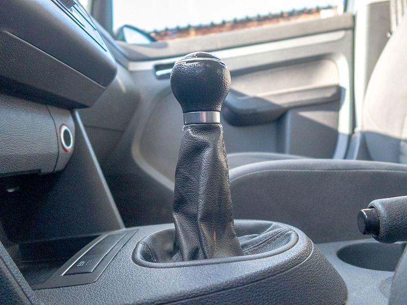 Volkswagen Touran (2006) 1.9TDI 77KW – 7 sedadel - fotka 20 z 44