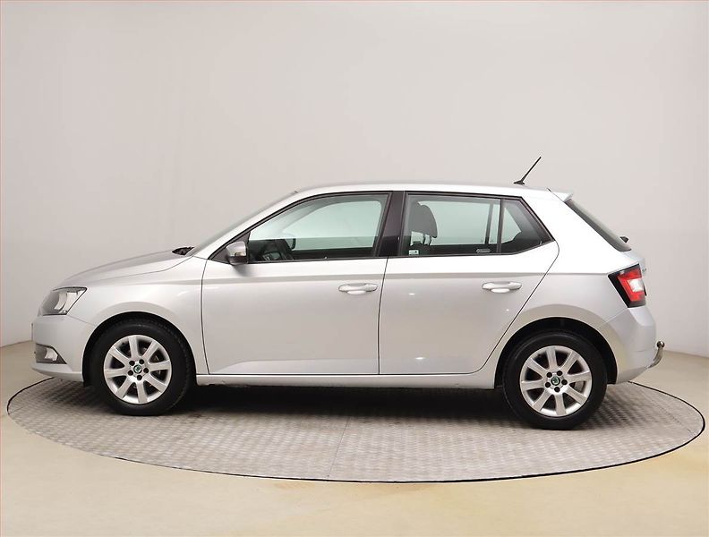 Škoda Fabia (2015) Ambition 1.2 TSI, Tempomat - fotka 3 z 18