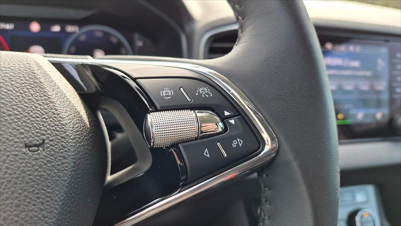 Škoda Karoq 2,0 TDI 110kW Style Exclusive - fotka 13 z 30