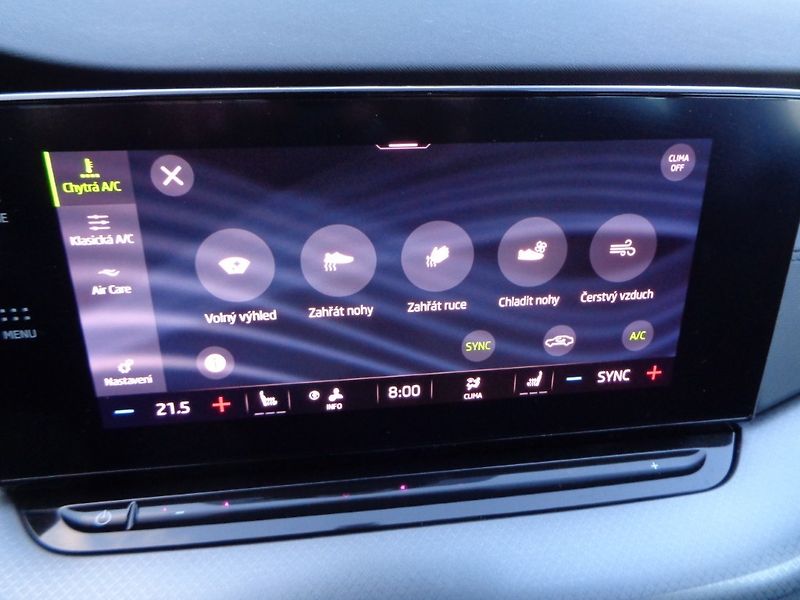 Škoda Octavia 2.0 TDi DSG Ambition 85 kW - fotka 16 z 30