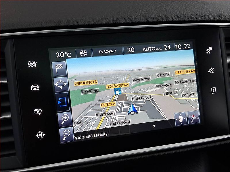 Peugeot 308 (2015) 2.0 HDI, Automat, Navi - fotka 13 z 21