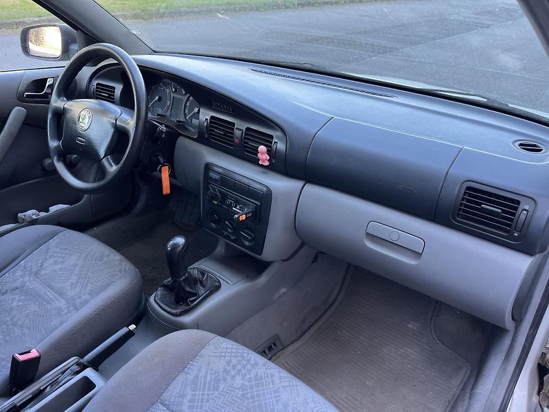 Škoda Octavia 1,9 TDI Combi Classic  - fotka 24 z 29