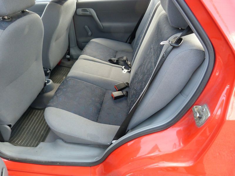 Škoda Felicia 1.3 MPI - fotka 13 z 18