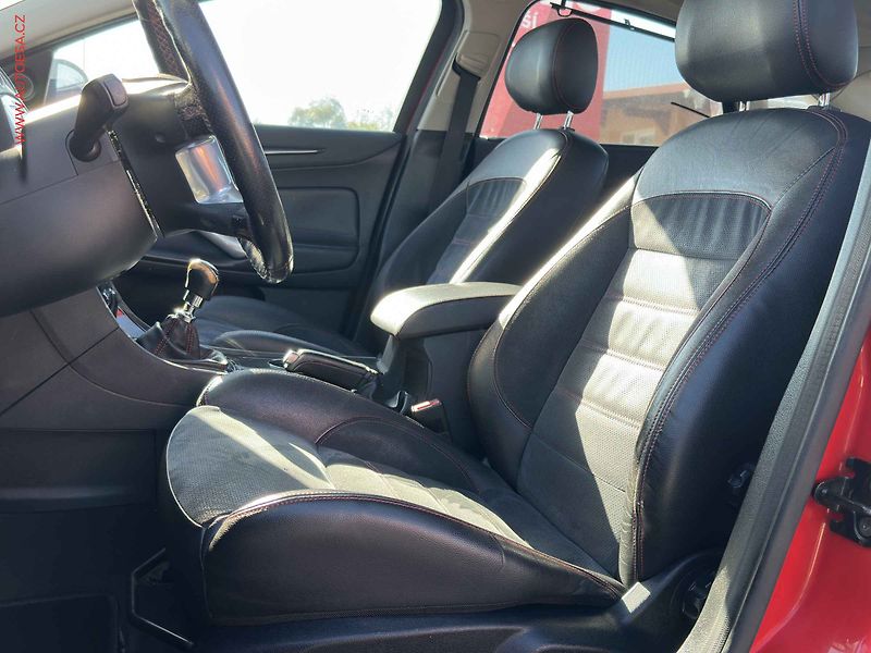 Ford Mondeo (2009) 2.2 TDCi, 2.maj, Navi, AC - fotka 10 z 17