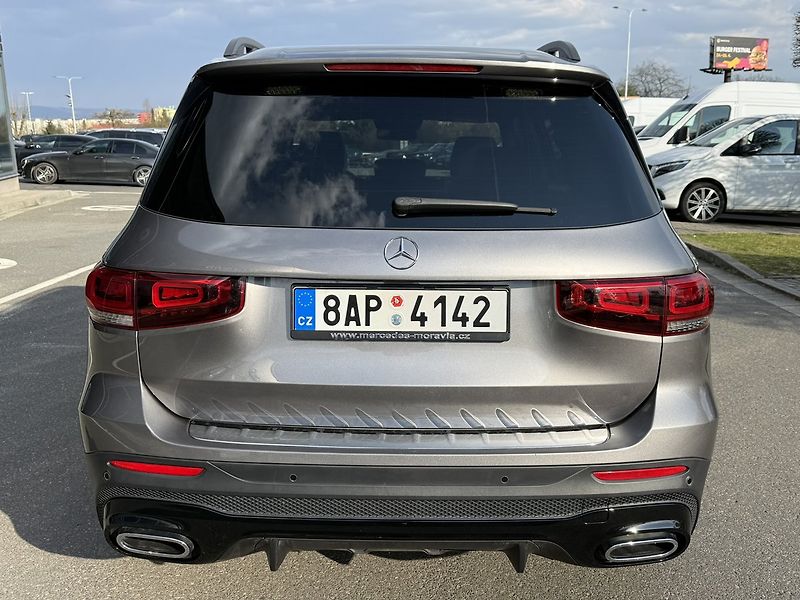 Mercedes-Benz GLB (2021) 220 d 4MATIC - fotka 7 z 46