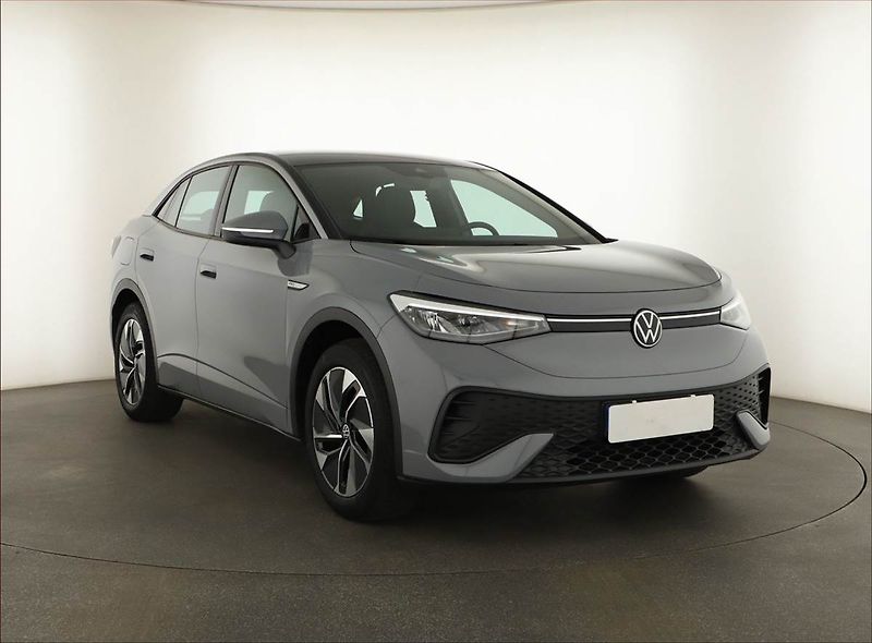Volkswagen ID.5 (2023) Pro Perf. (82 kWh), SoH 93% - fotka 1 z 17