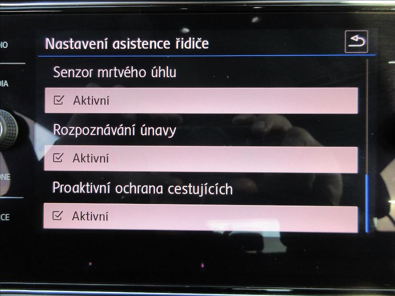 Volkswagen T-Roc 1,5 TSi 110Kw, DSG, Nové ČR - fotka 39 z 41