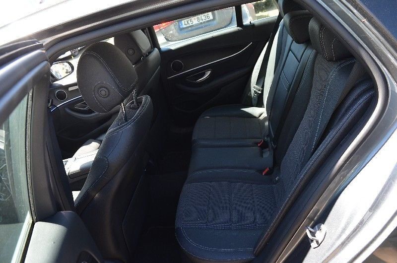Mercedes-Benz Třídy E - fotka 10 z 15