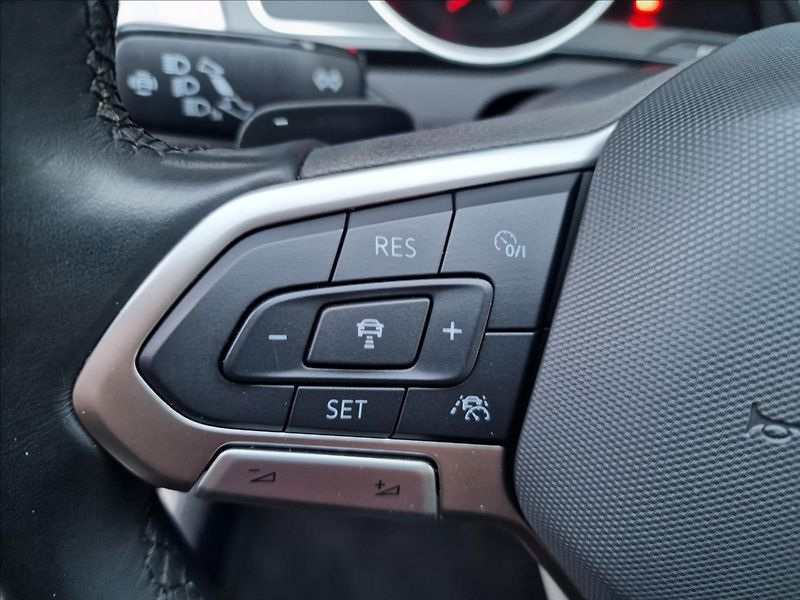 Volkswagen Passat 2.0TDI 147kW 4MOT DSG Eleg. - fotka 23 z 50