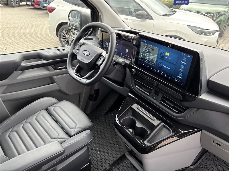 Ford Tourneo Custom 2,0 125kW Titanium X AWD L2 - fotka 26 z 48