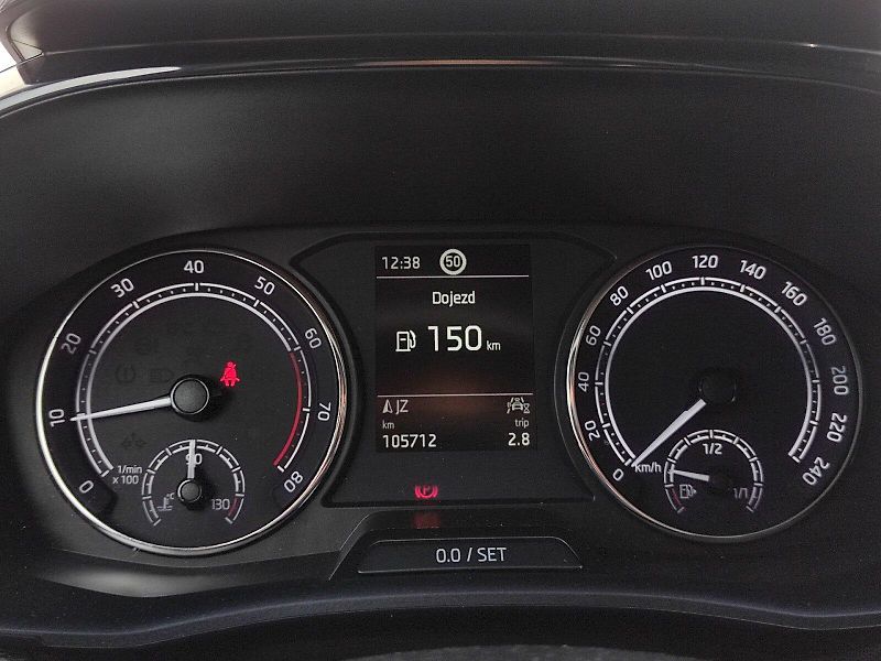 Škoda Fabia (2022) Ambition Plus 1,0 Tsi 70 Kw - fotka 8 z 35