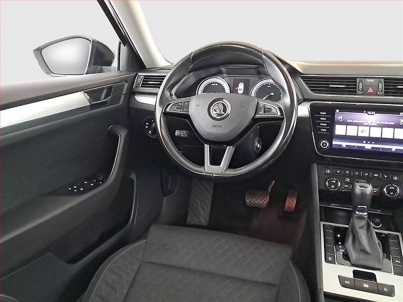 Škoda Superb (2020) 2.0 TDI, Automat, Navi - fotka 7 z 21