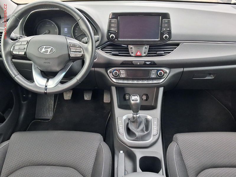Hyundai i30 (2020) 1.6CRDi, ČR, LED, navi - fotka 8 z 23