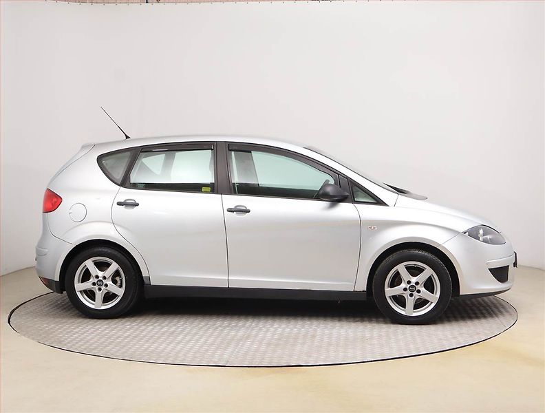 Seat Altea (2005) 1.9 TDI, po STK, Tažné - fotka 6 z 16