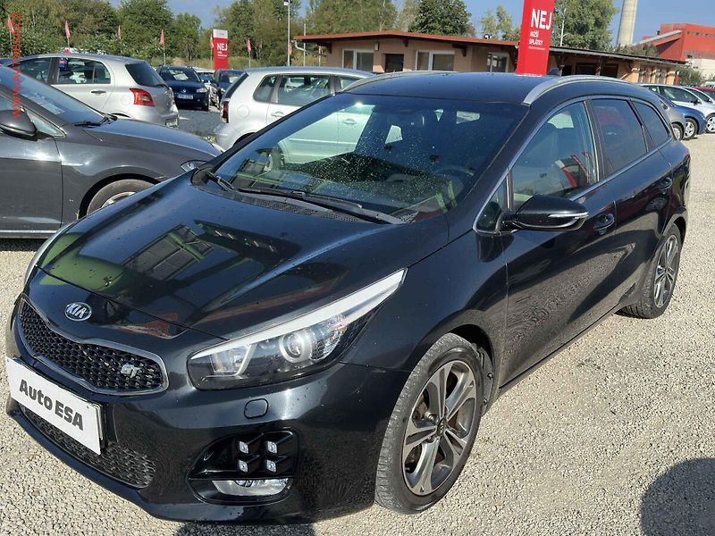 Kia Ceed (2019) 1.6 CRDi, 1.maj,ČR, servis - fotka 3 z 22