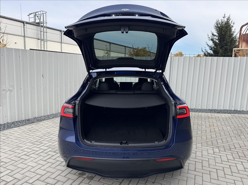 Tesla Model Y 0,0 Long Range 1.maj. původ ČR - fotka 13 z 50