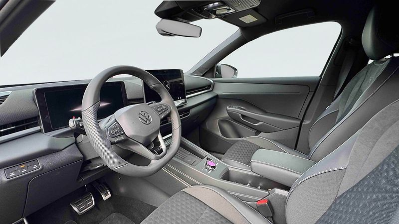 Volkswagen T-Roc - fotka 8 z 8