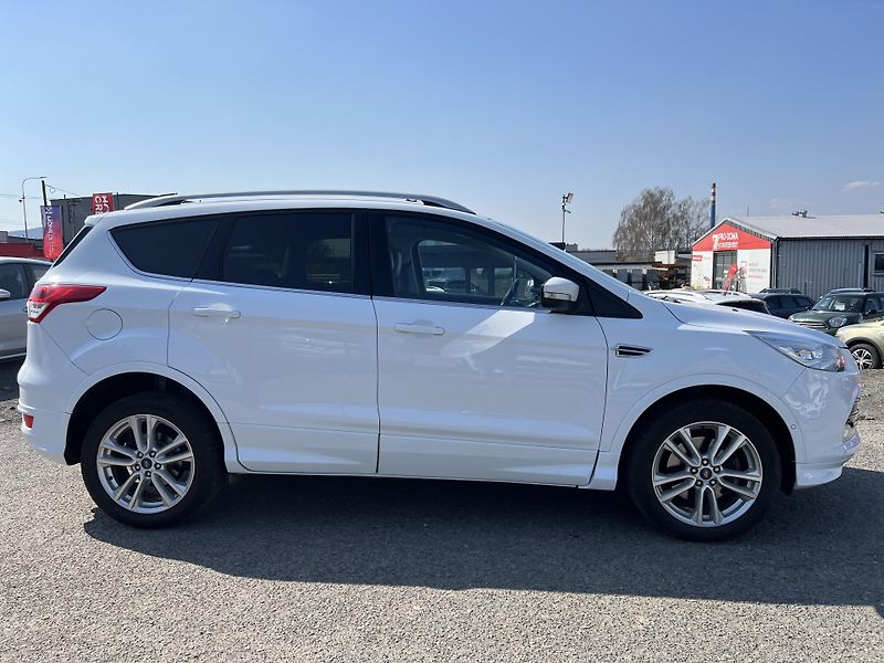 Ford Kuga 2.0TDCi 4x4 TAŽNÉ TEMPOMAT  - fotka 8 z 31