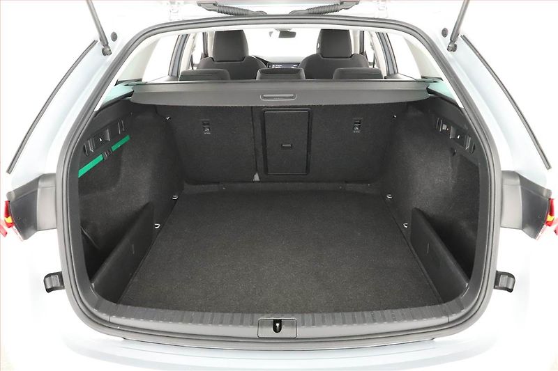 Škoda Octavia (2021) Style 2.0 TDI, Automat, ČR - fotka 11 z 19
