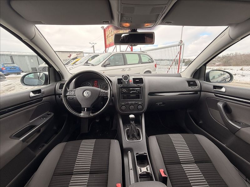 Volkswagen Golf 1,4 TSI DIGIKLIMA 6KVALT - fotka 18 z 24