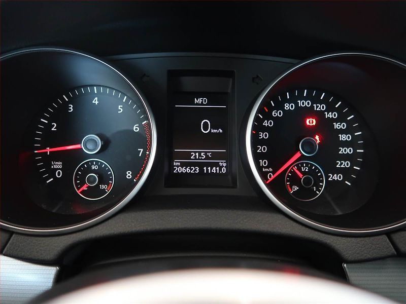 Volkswagen Golf (2010) R-Line 1.4 TSI, Park. senzory - fotka 11 z 13