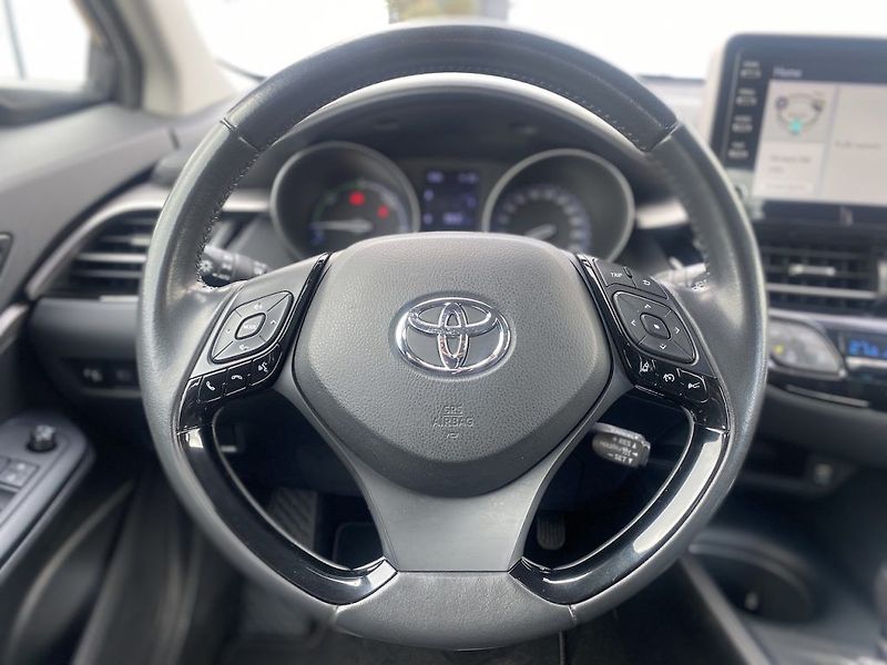 Toyota C-HR 1.8HSD, ČR-1m, Comfort, záruka - fotka 14 z 32