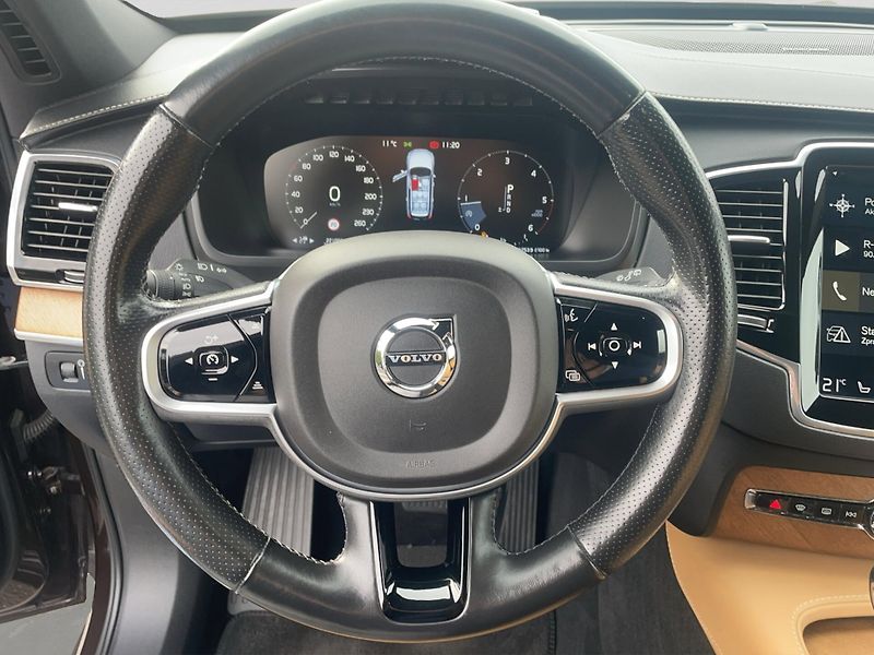 Volvo XC90 (2019) D5, 4X4, VZDUCH, Inscription - fotka 10 z 23
