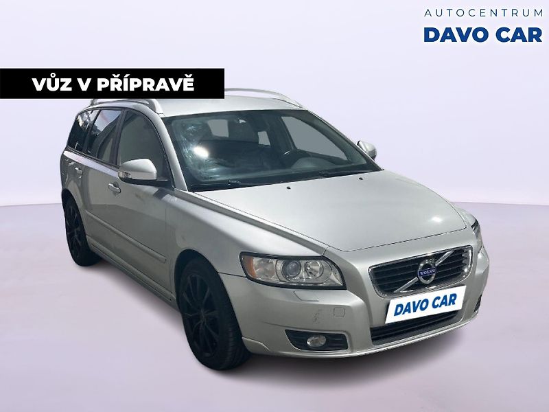 Volvo V50 2,0 D3 110kW Business Pro Edit - fotka 4 z 12