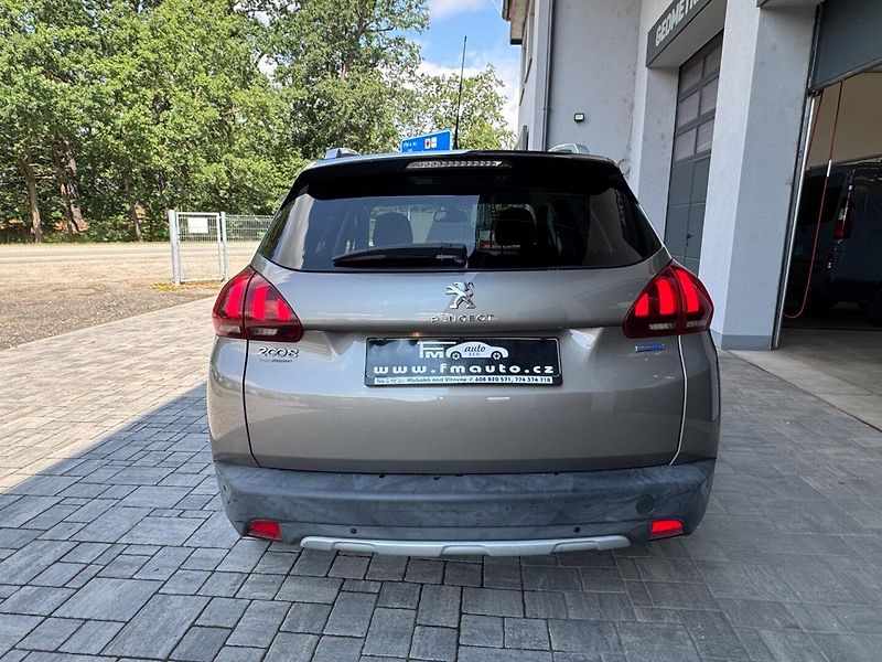 Peugeot 2008 (2016) 1.6 HDi GT-line - fotka 6 z 38