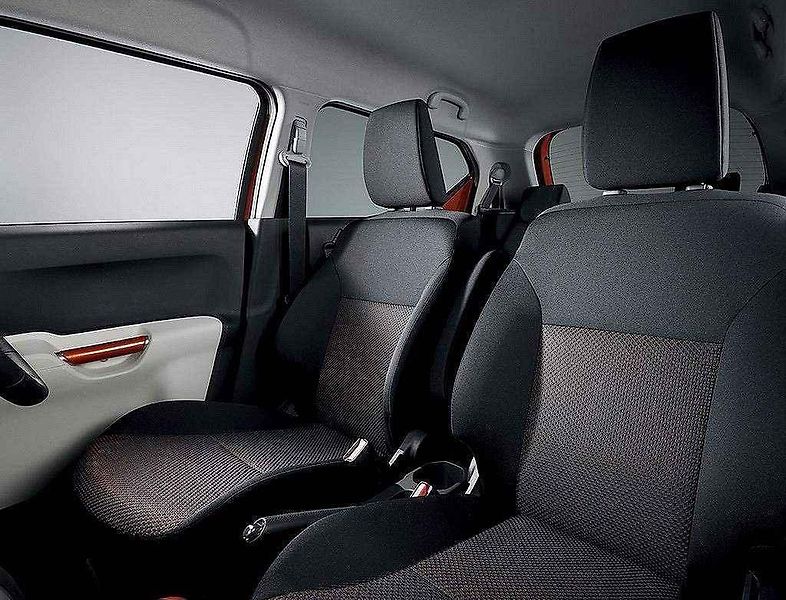 Suzuki Ignis.