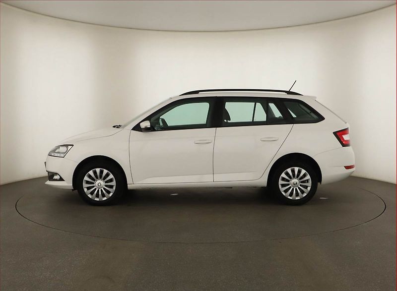 Škoda Fabia (2022) 1.0 TSI, ČR,1.maj - fotka 3 z 11