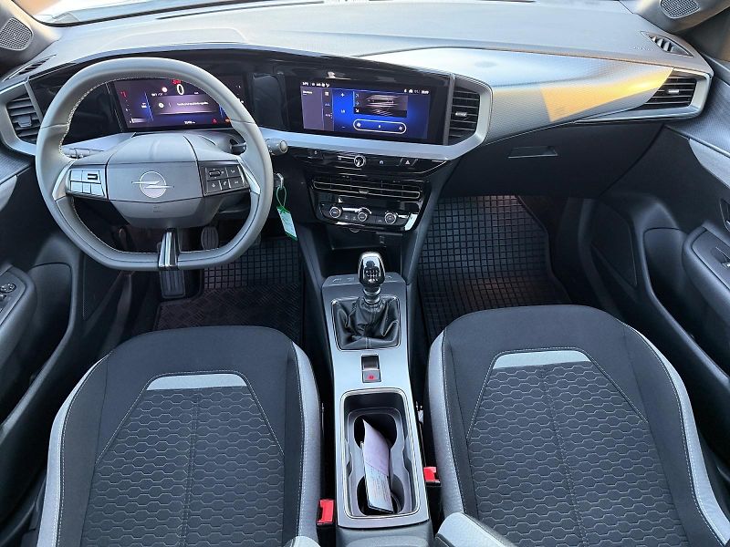 Opel Mokka (2025) 1.2T 100kW CZ DPH - fotka 9 z 11