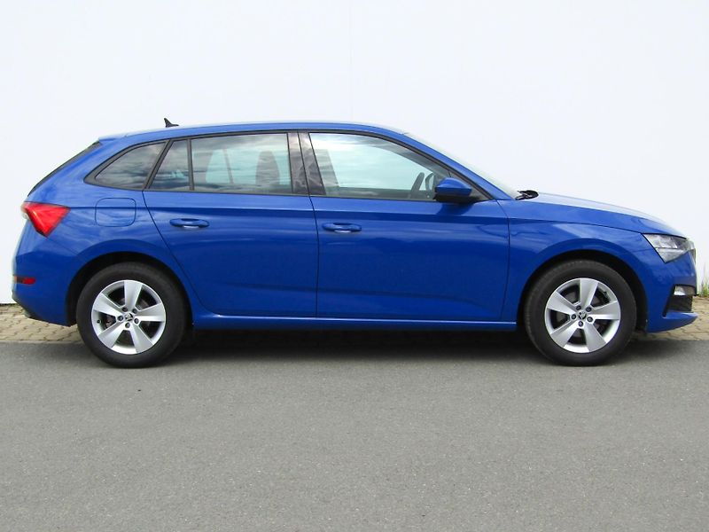 Škoda Scala (2021) 125 Let 1.0 TSI 81KW - fotka 3 z 30