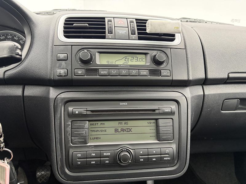 Škoda Roomster (2008) 1.6 16V po servisu - fotka 13 z 24