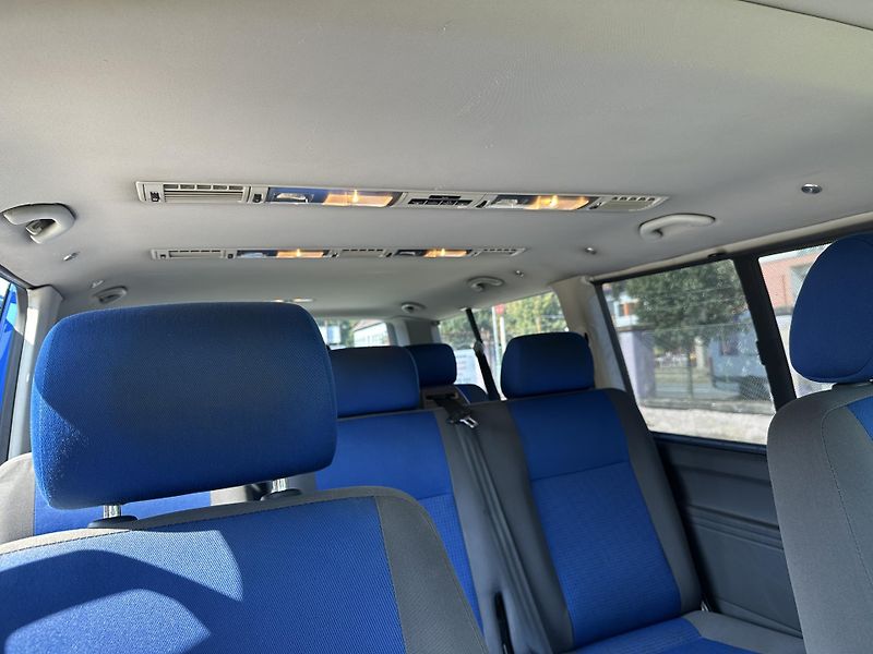 Volkswagen Caravelle (2005) 2.5 TDI 128kw 4x4 8 míst - fotka 13 z 16