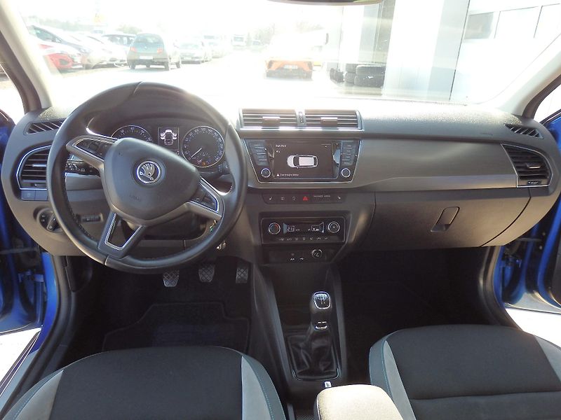 Škoda Fabia 1.2 TSI 66 kW KLIMA, NAVI, JOY - fotka 11 z 15