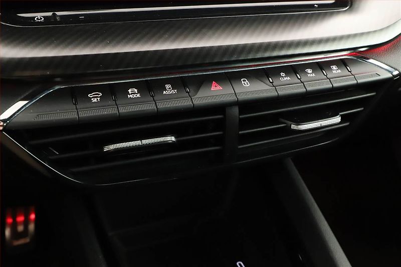 Škoda Octavia (2021) RS 1.4 TSI iV - fotka 21 z 30