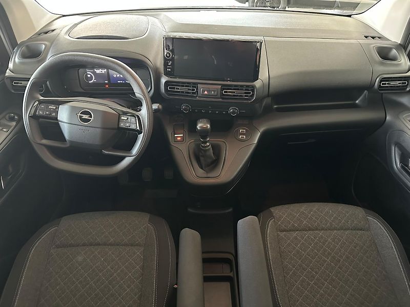 Opel Combo Edition Plus L1H1 1.5CDTI, MT6 - fotka 9 z 17