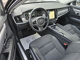 Volvo V90 D4 2,0 140kW 4x4 DPH MOMENTUM - náhled 10
