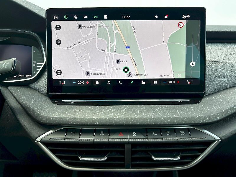 Škoda Octavia (2024) 1.5 TSI 110kW MHEV DSG Top Sel - fotka 16 z 33