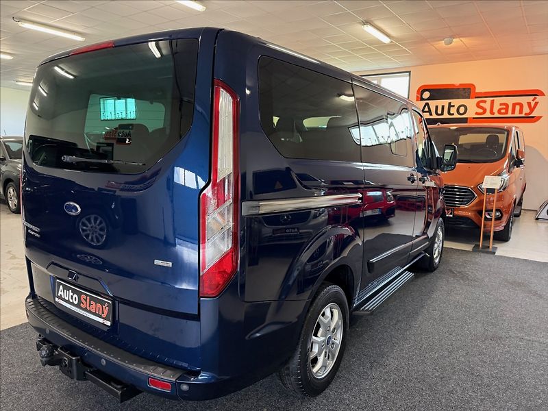 Ford Tourneo Custom 2,2 TitaniumX,114kW,velký serv - fotka 6 z 33